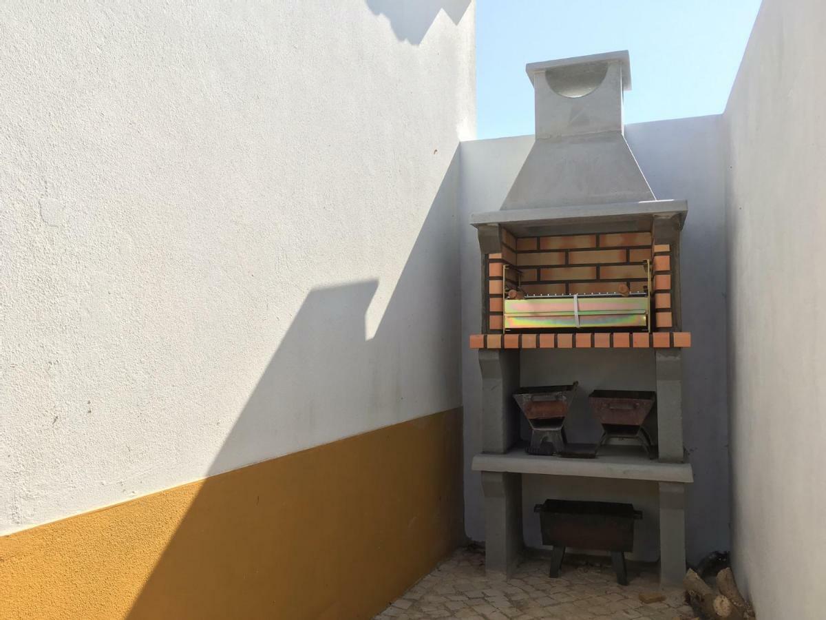 ラゴスCasa Guerreiroアパートメント エクステリア 写真